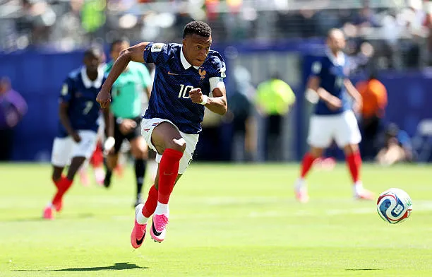 Senegal Led France for an Hour. Then Mbappe Happened Twice.
